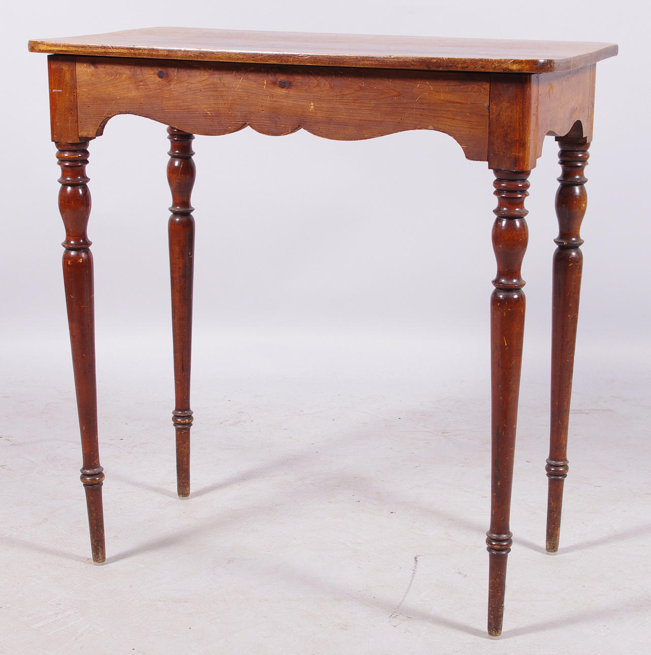 BORD, betsad fur, sent 1800-tal.