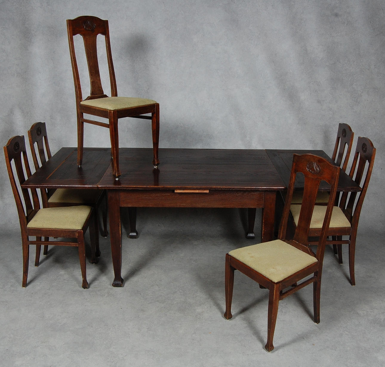 MATSALSMÖBLEMANG, 7 delar, jugend, 1900-talets början.