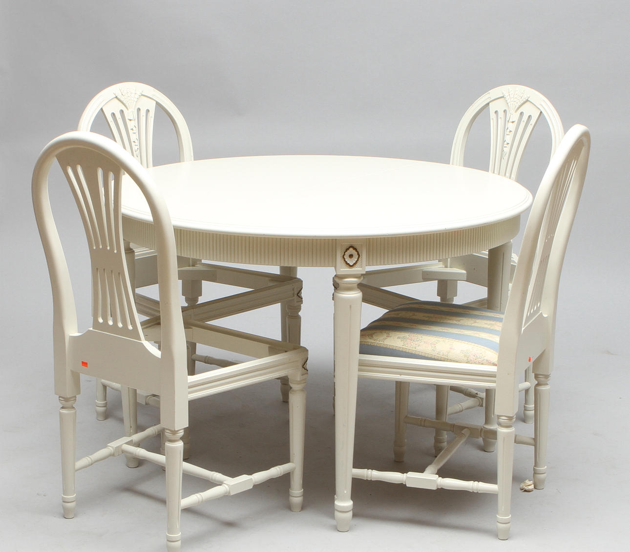 MATSALSGRUPP, 5 delar, gustaviansk stil, 1900-tal.