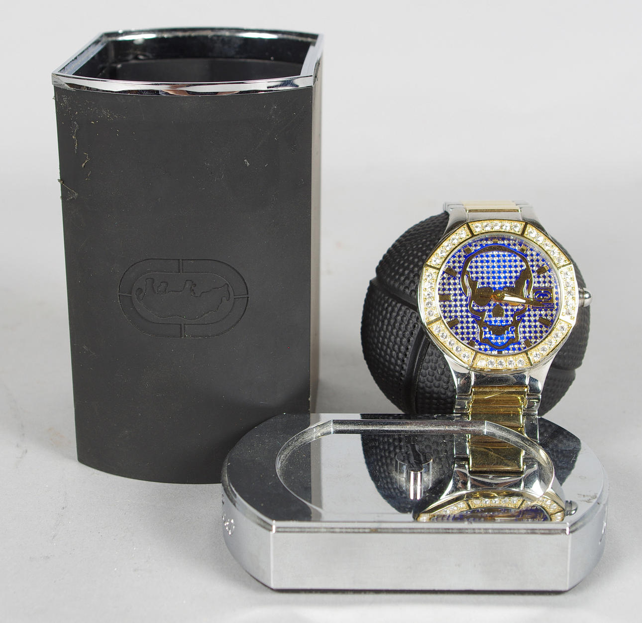 HERRARMBANDSUR, Marc Ecko.