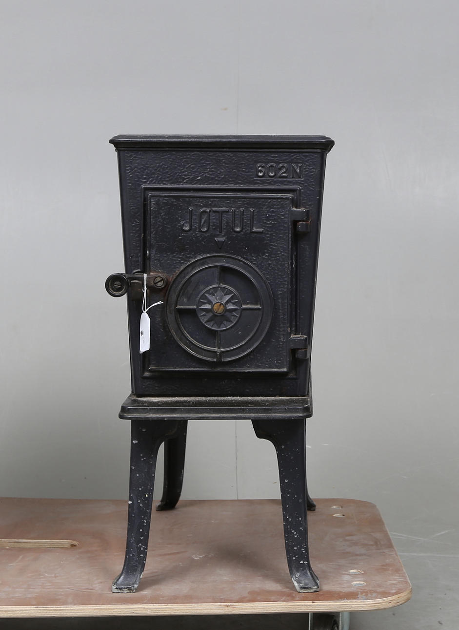 KAMIN, gjutjärn, Jötul 602N.