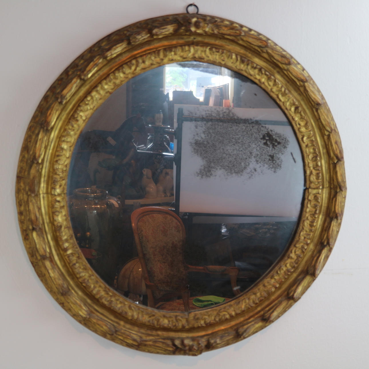 BAROCK HANDSNIDADE FRANSK SPEGEL.