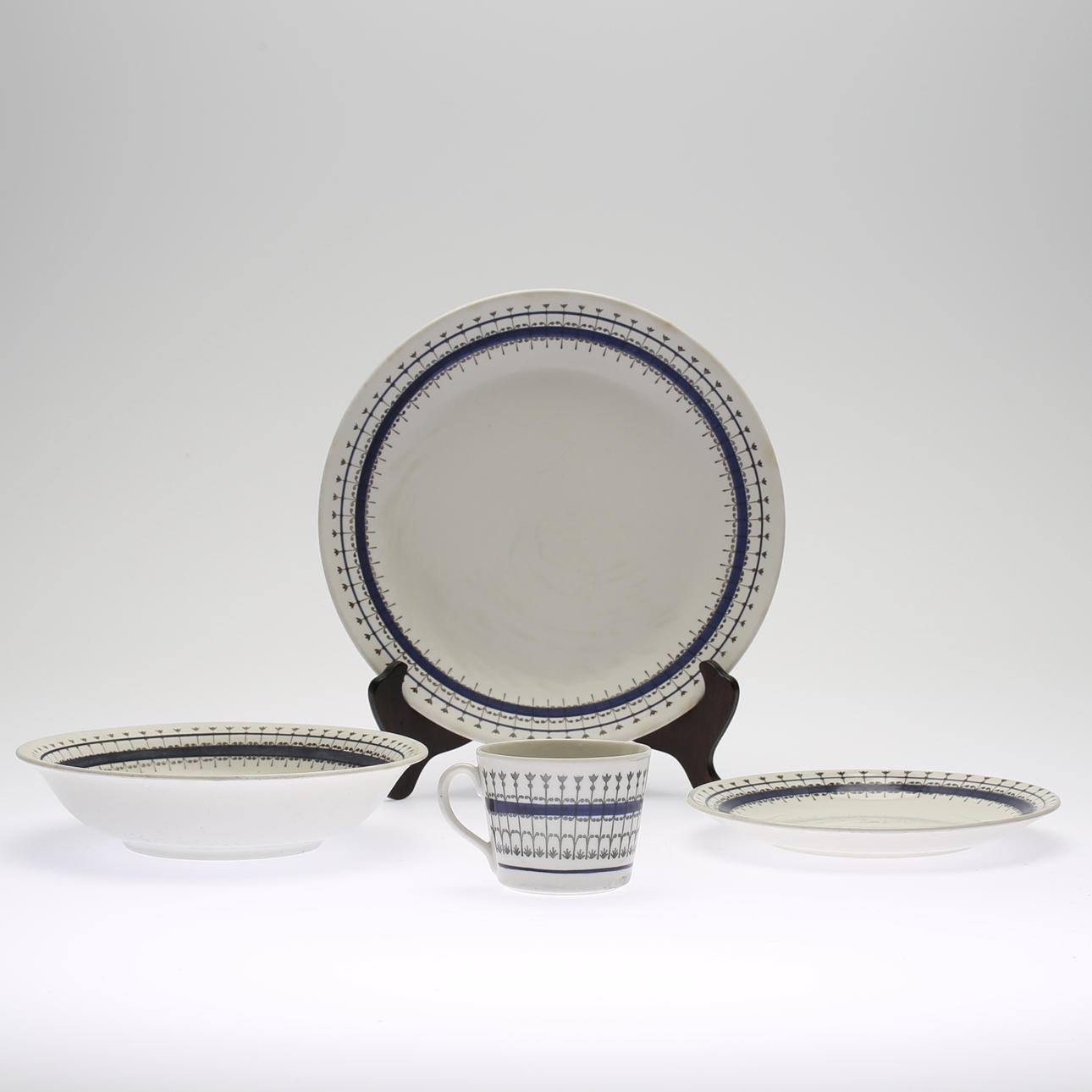 SERVISDELAR, 20 st, porslin, "Smide", Uppsala-Ekeby.