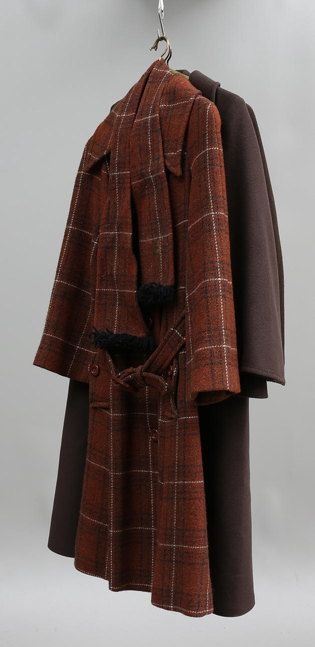 KAPPOR (3), bl. a Miss Smith England, Hettermarks, 1900-talets andra hälft.