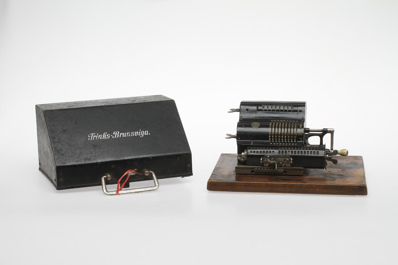 RÄKNESNURRA, Trinks-Brunsviga.