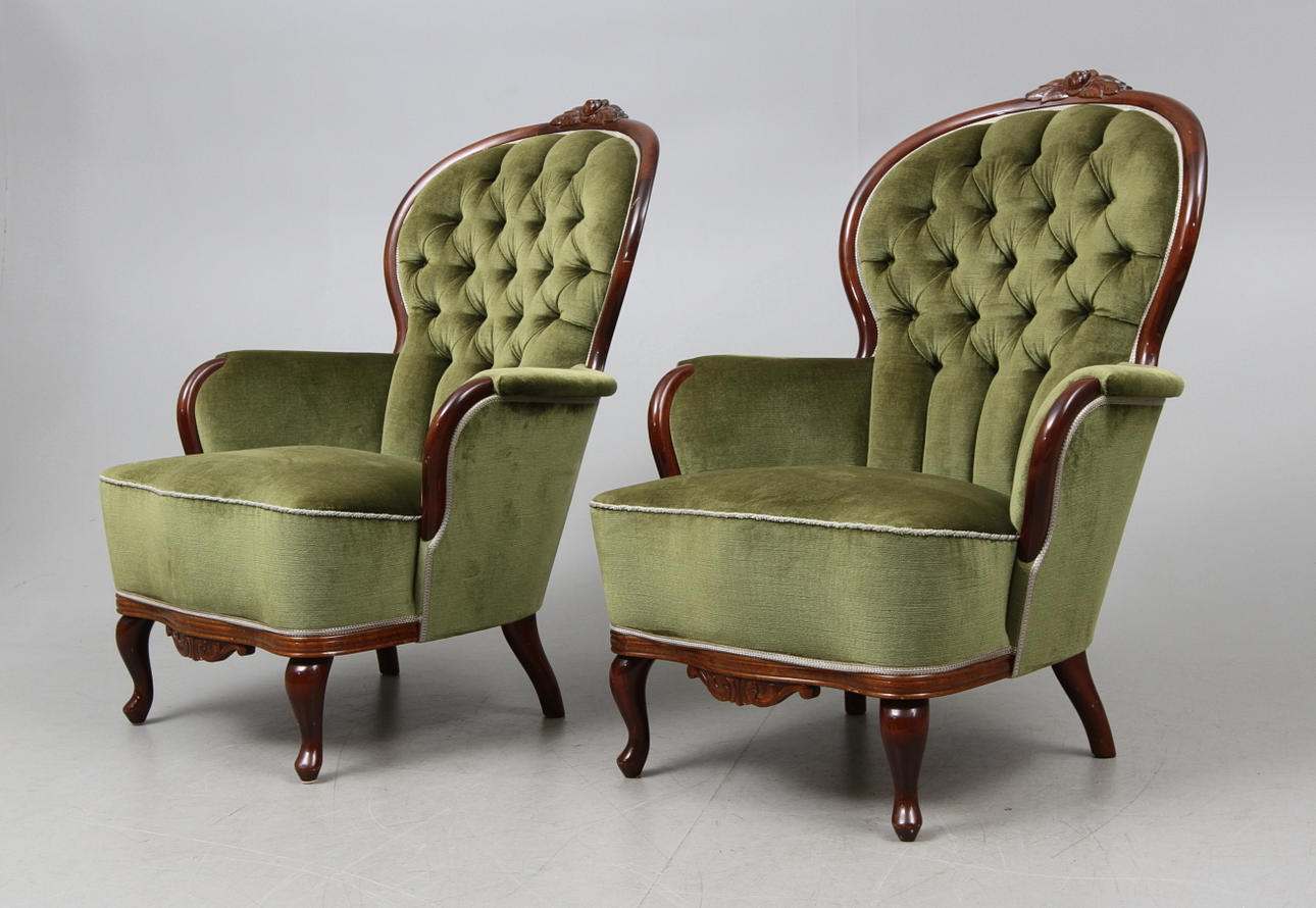 FÅTÖLJER, ett par, rokokostil, 1900-tal.