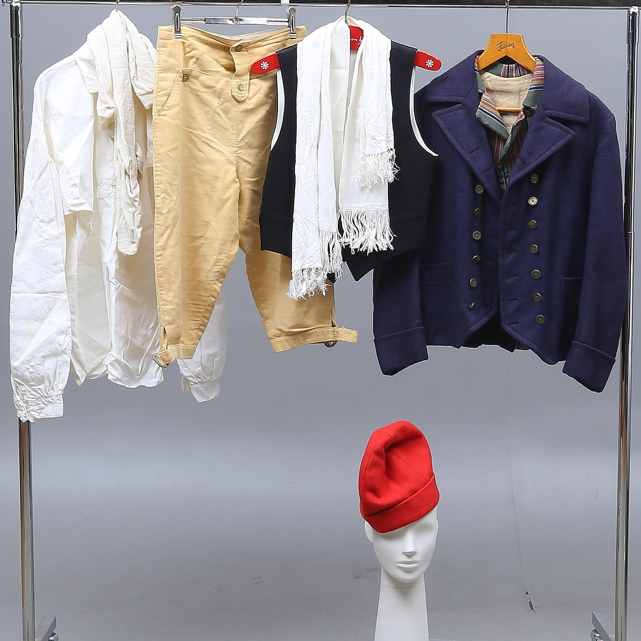 TRAJE FOLKLÓRICO, hombres, 1900.