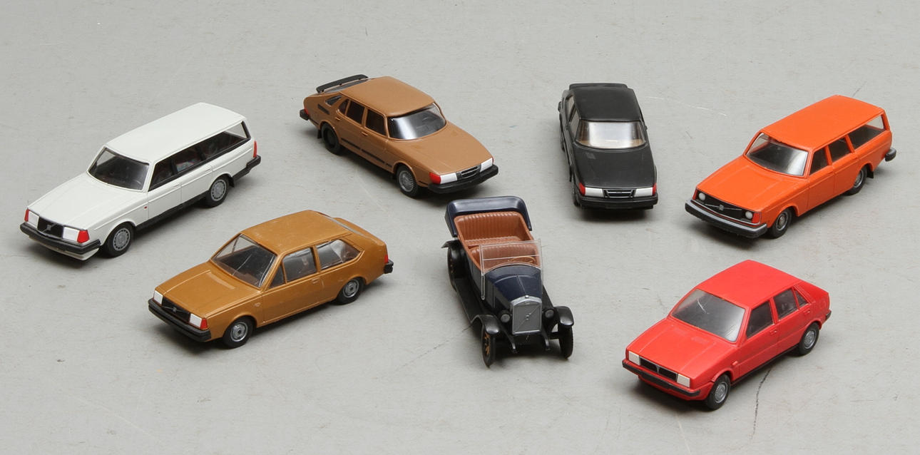 PLASTBILAR, MADE IN FINLAND, 7 STYCKEN.