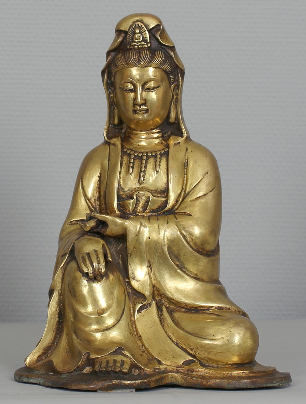 KWAN YIN. Gudinna i brons,. Kina, troligen 1900-tal.
