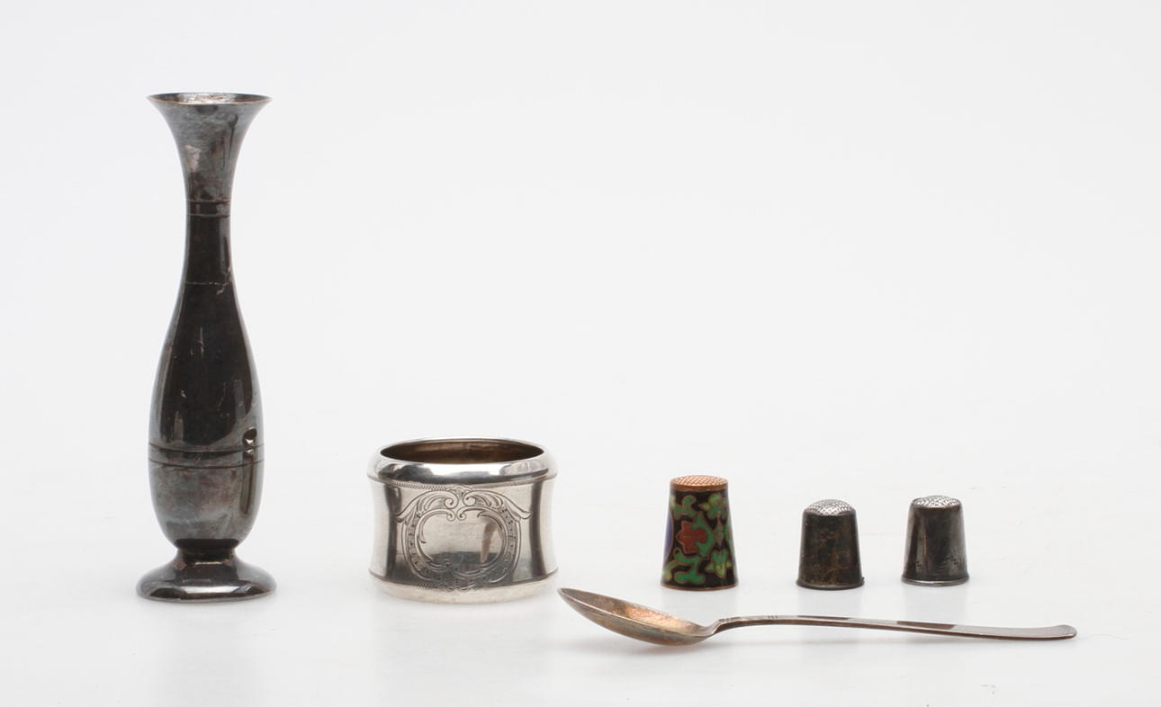 METALLFÖREMÅL, 6 delar, bl.a. silver.