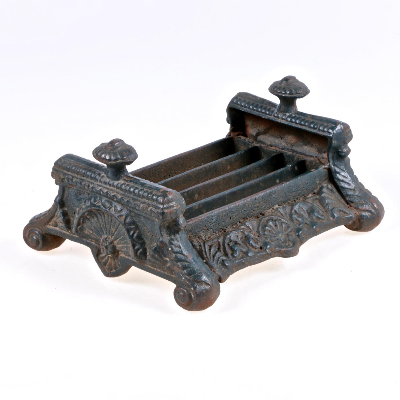 STØVLESKRABER, støbejern, 1900-tallet.