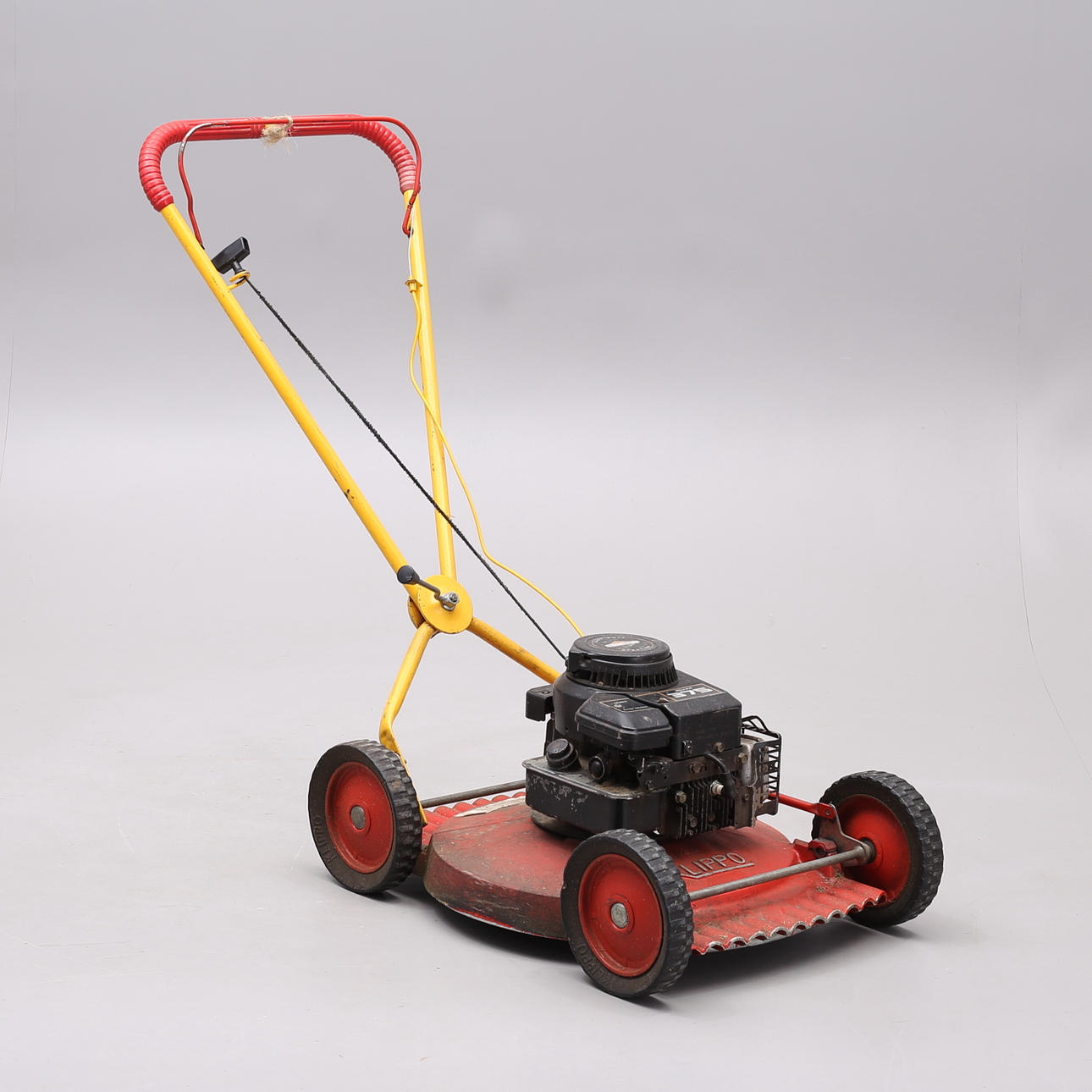 MOOTTORIRUOHONLEIKKU, Klippo Sprint 375.