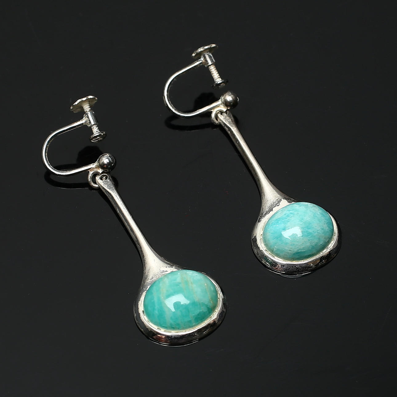 DAVID ANDERSEN, Ohrringe, ein Paar, Sterlingsilber mit Amazonit, Design Willy Winnaes, Norwegen, 1950er Jahre, schwedische Importstempel.
