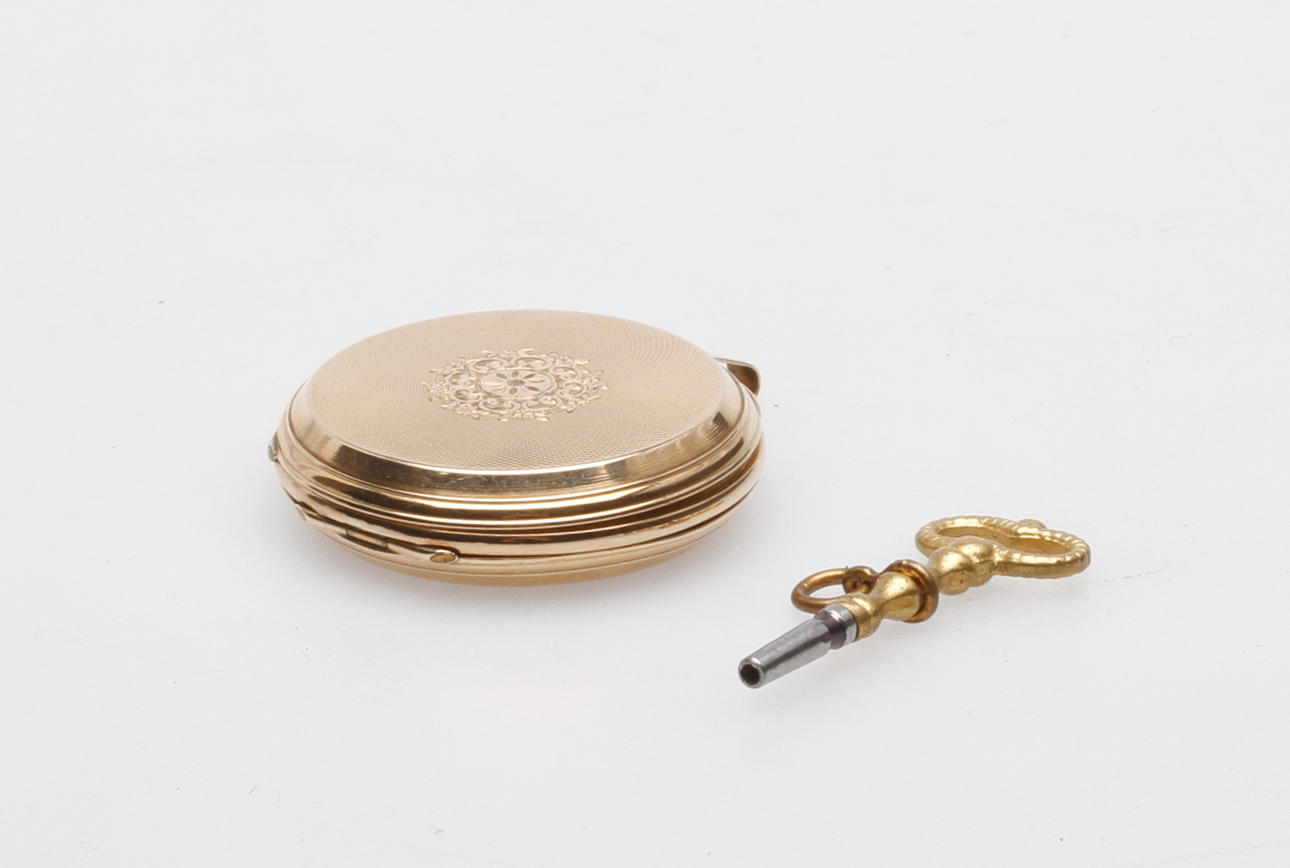 FICKUR, 14k guld, "mormorsur", total vikt ca 31 gram.