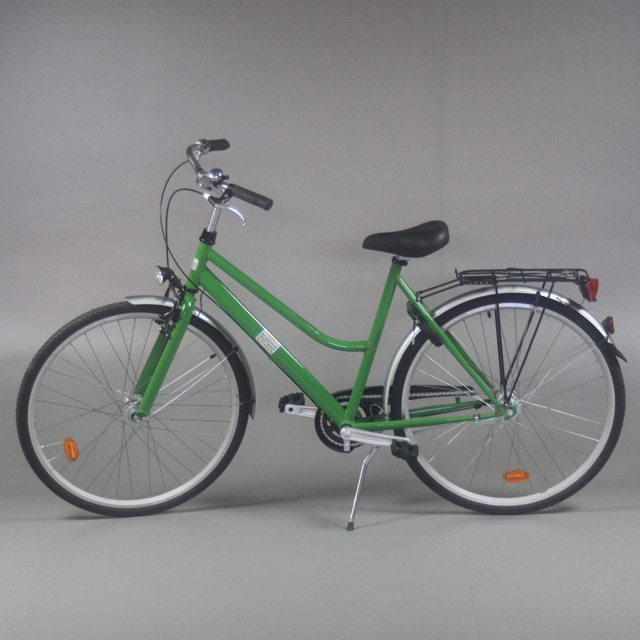 CYKEL 3 växlad med navgenerator.