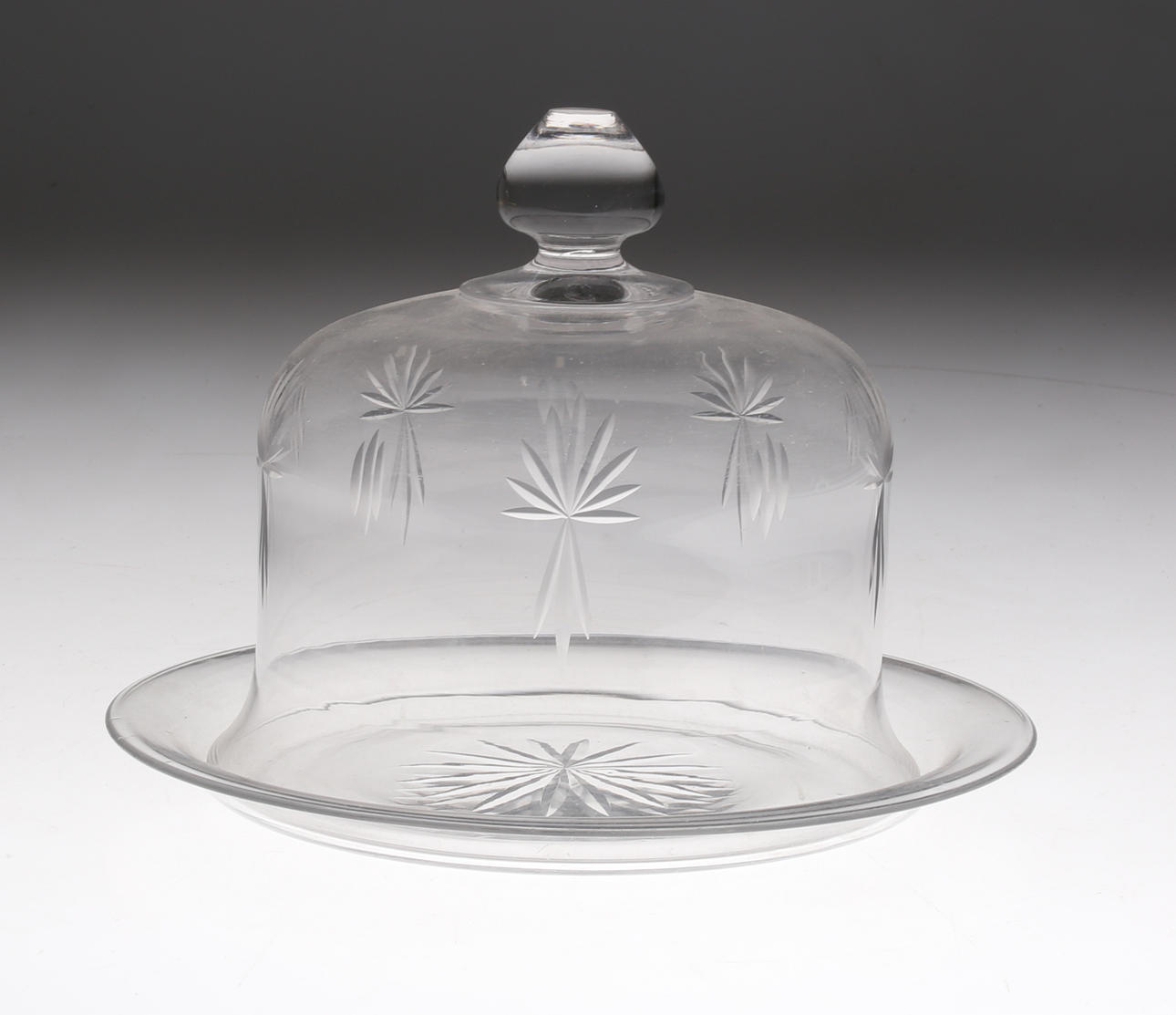 OSTKUPA MED FAT, glas, 1900-tal.