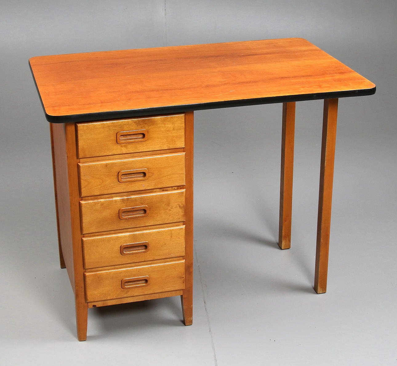 SKRIVBORD, Ek 1900-talets mitt.