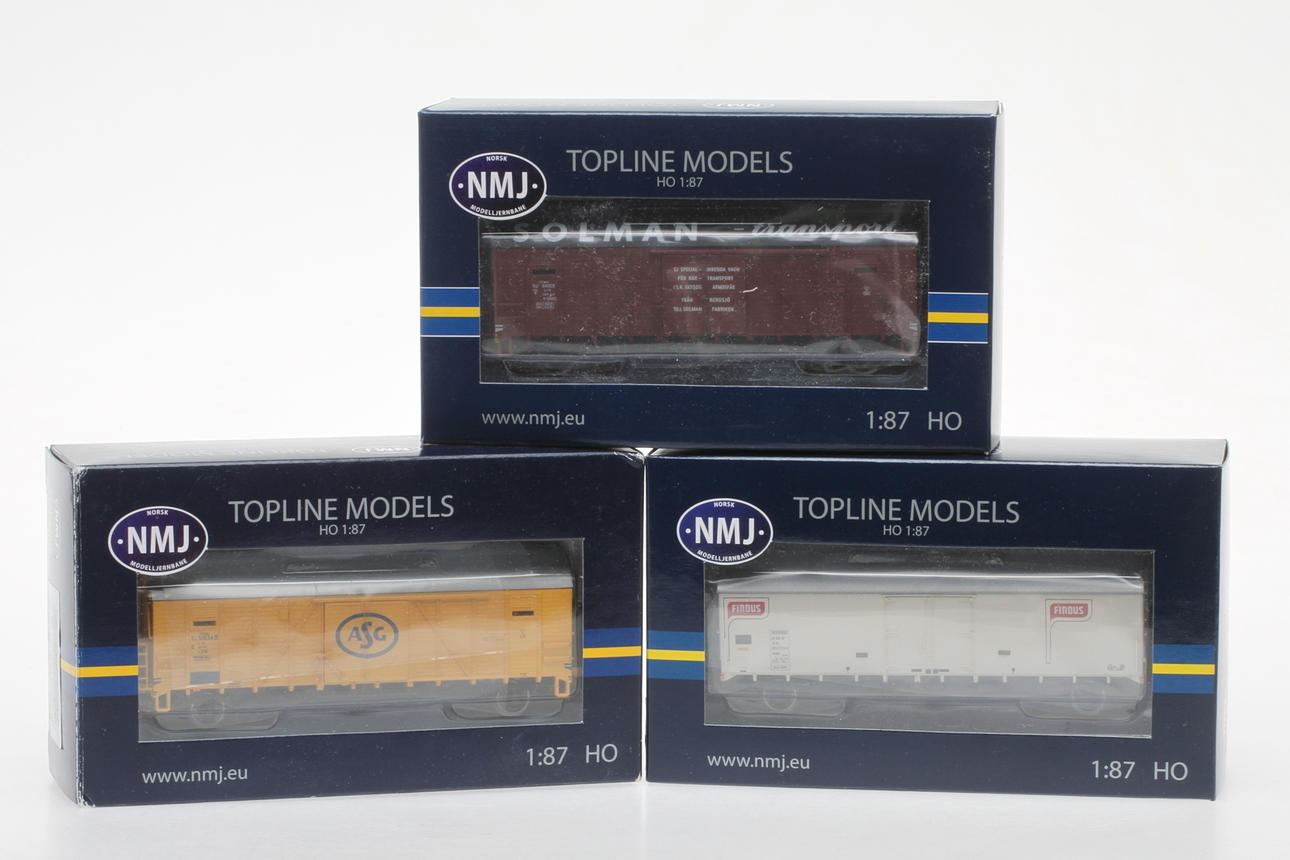 MODELLTÅG NMJ 3 stycken SJ godsvagnar med reklam. SOLMAN, ASG och FINDUS. Originalkartong.