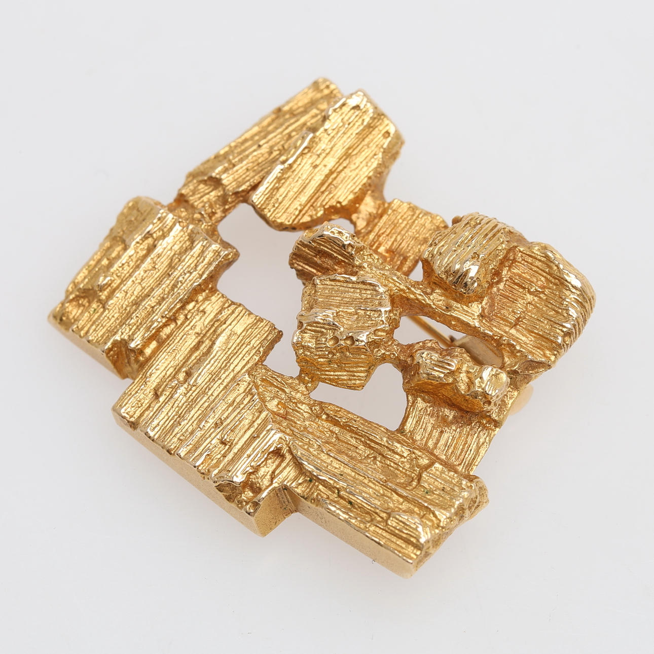 BJÖRN WECKSTRÖM, BROSCHE, "Treibholz", 14k Gold.