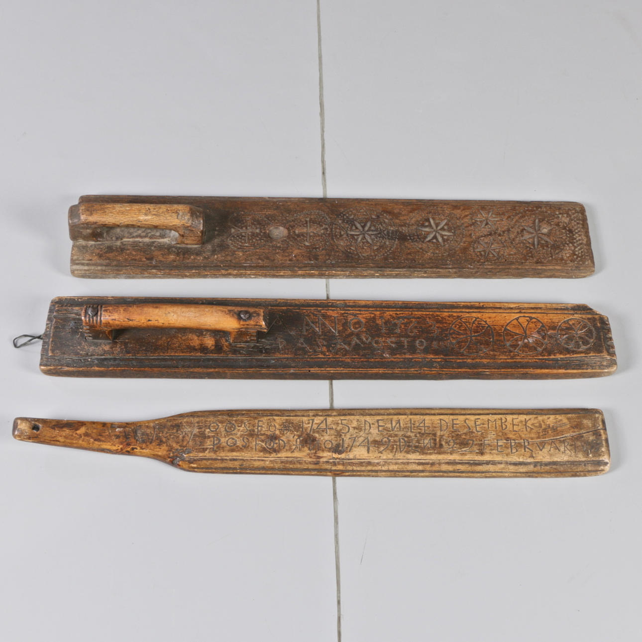 MANGELDON samt klappträ, delvis 1700-tal.