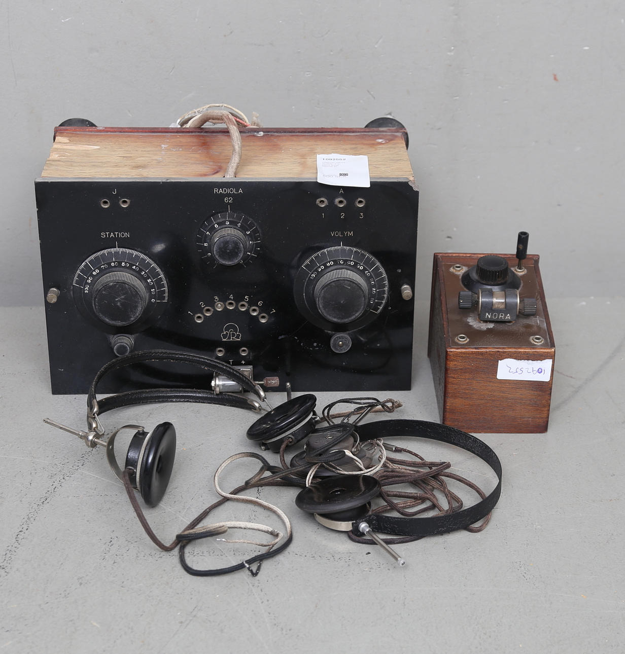 KRYSTALMODTAGER, 2 stk, inklusive Radiola 62.