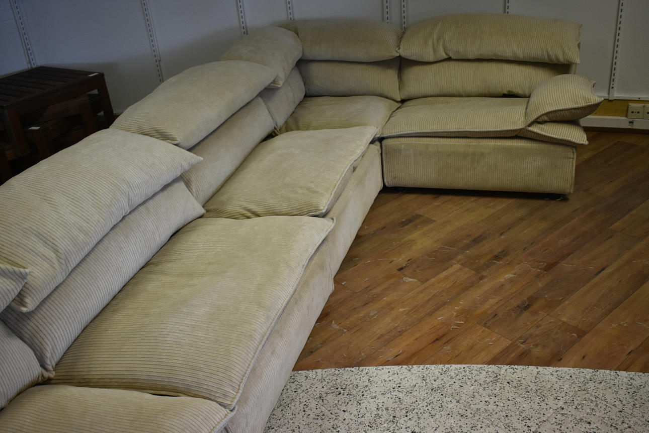 SOFFA " Miami " Design Jens Juul Eilersen Danmark.