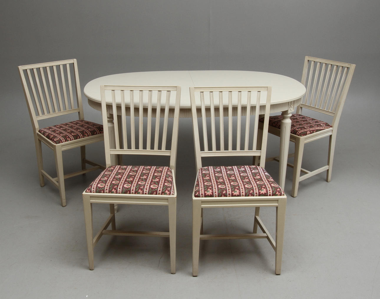 MATBORD, 4 st STOLAR, gustaviansk stil 1900-tal.