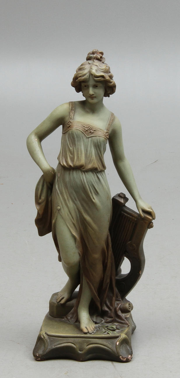 FIGURIN, gips, kvinna med harpa, tidigt 1900-tal.