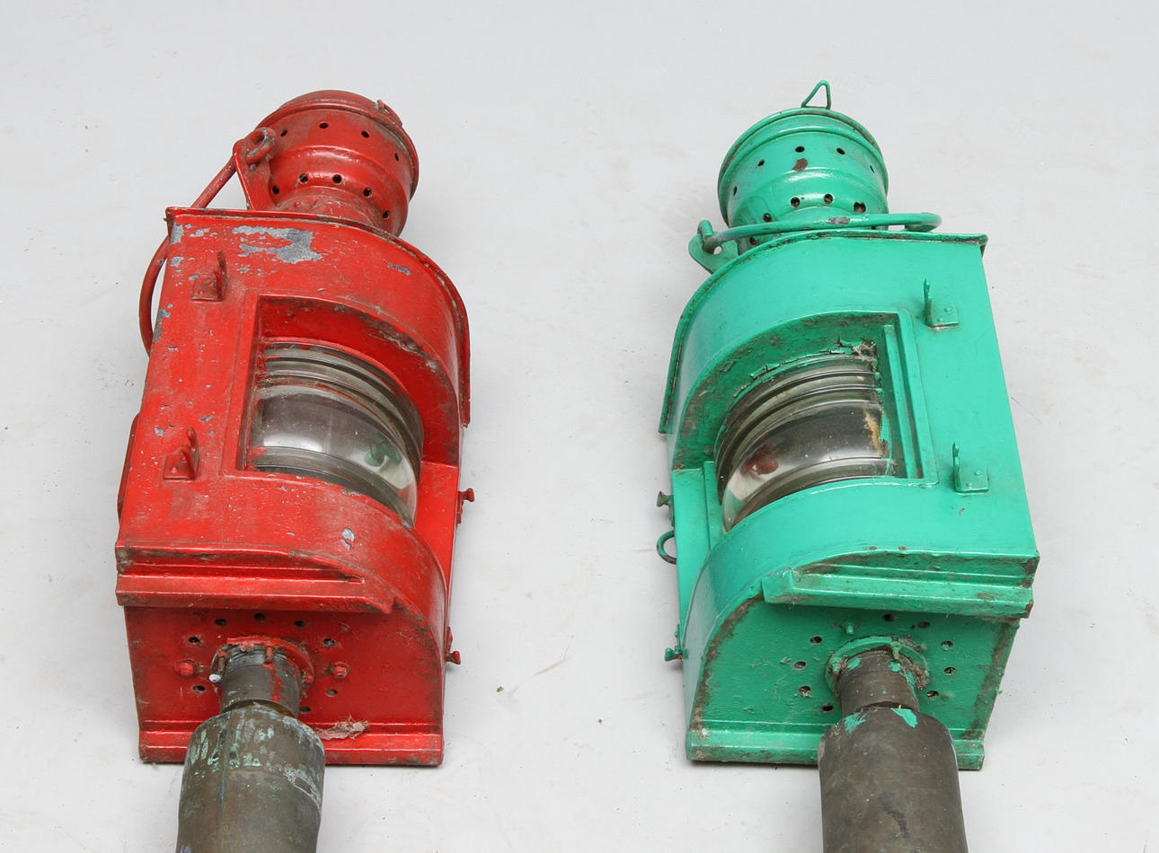 LANTERNOR STYRBORD och BABORD, AHLEMANN&SCHLATTER, BREMEN.