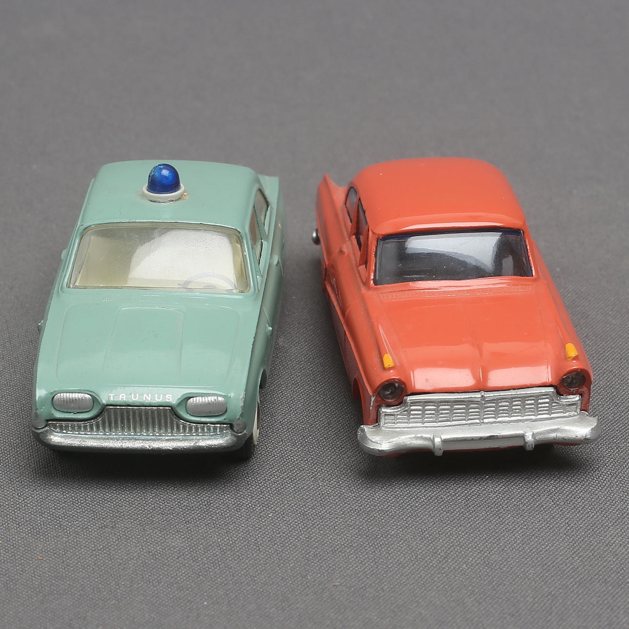 TEKNO, 2 pcs, Ford Taunus 17 M passenger cars, no. 823 and 826