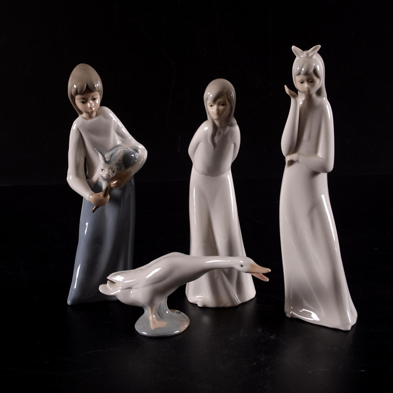 FIGURINER, 4-stycken, porslin, Spanien.