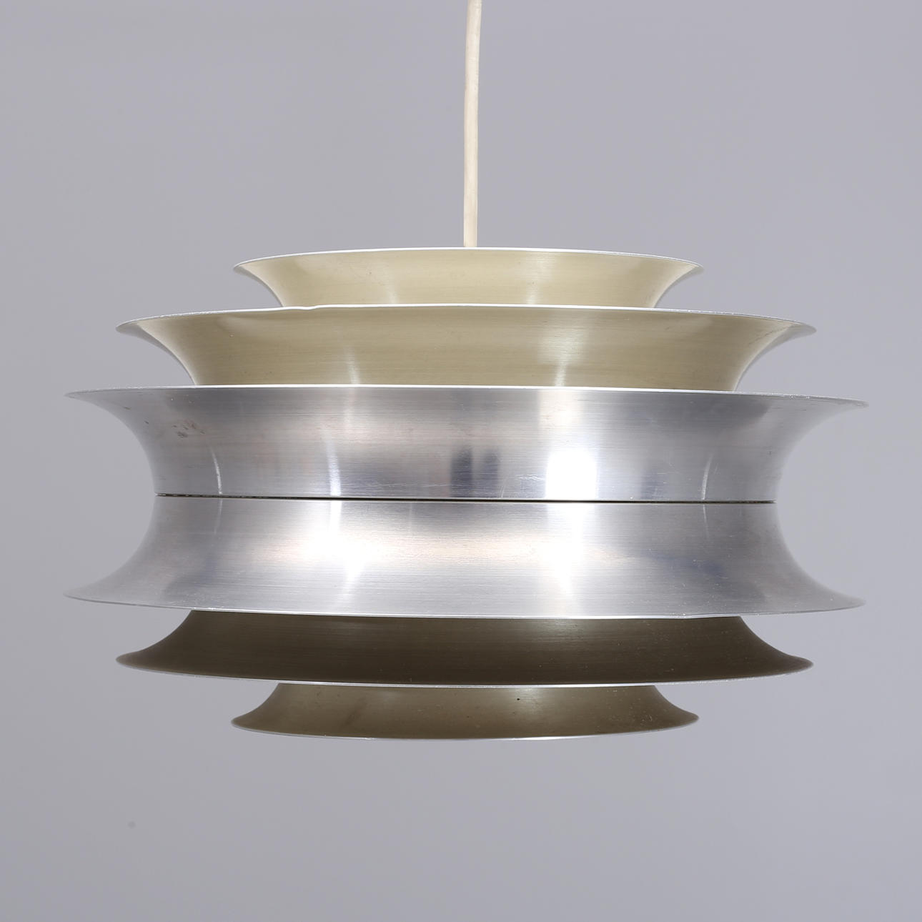 LÁMPARA DE TECHO, chapa lacada.