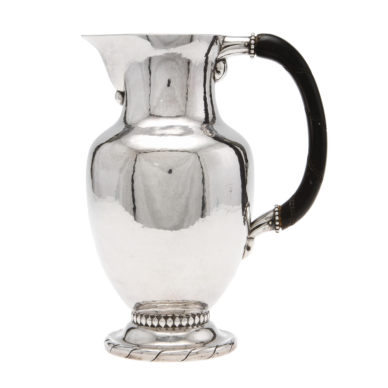GEORG JENSEN. Kanna, sterlingsilver, designnr 5, Köpenhamn 1918.