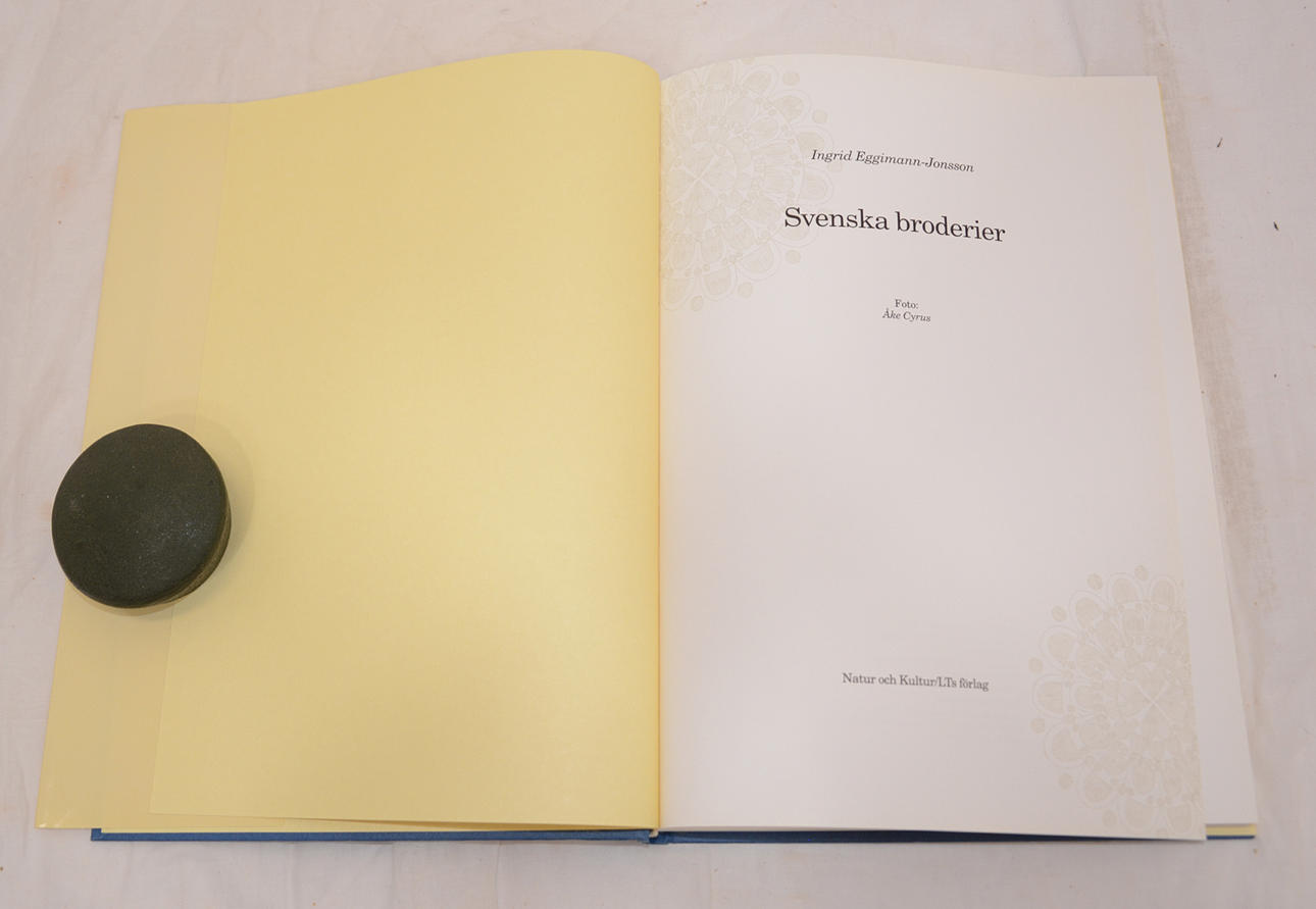 2点　Ingrid Eggiman-Jonsson broderier 刺繍 Svenska Broderier | Ingrid Eggiman-Jonsson | 1 900 SEK