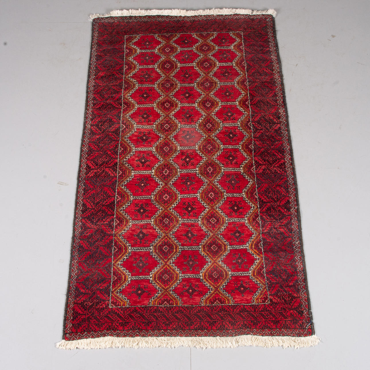 CARPET, oriental, 180 x 99 cm.