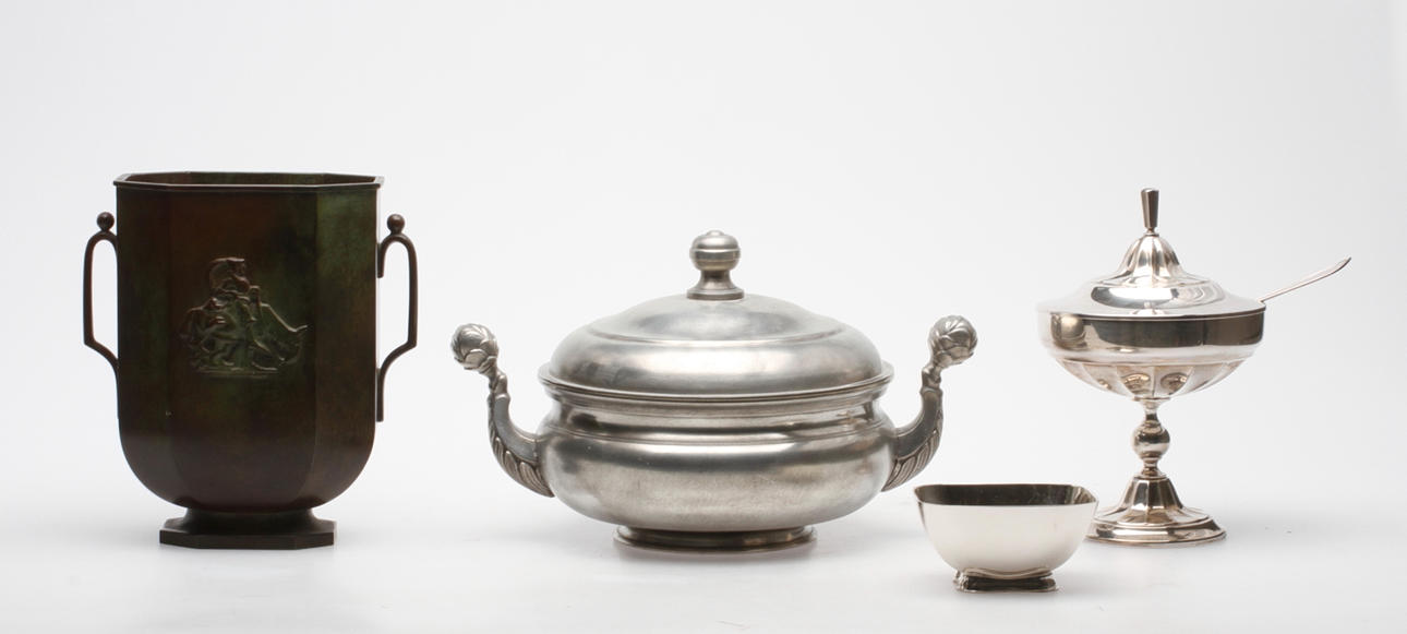 METALLFÖREMÅL, 4 st, bl.a. GAB samt CG Hallberg.