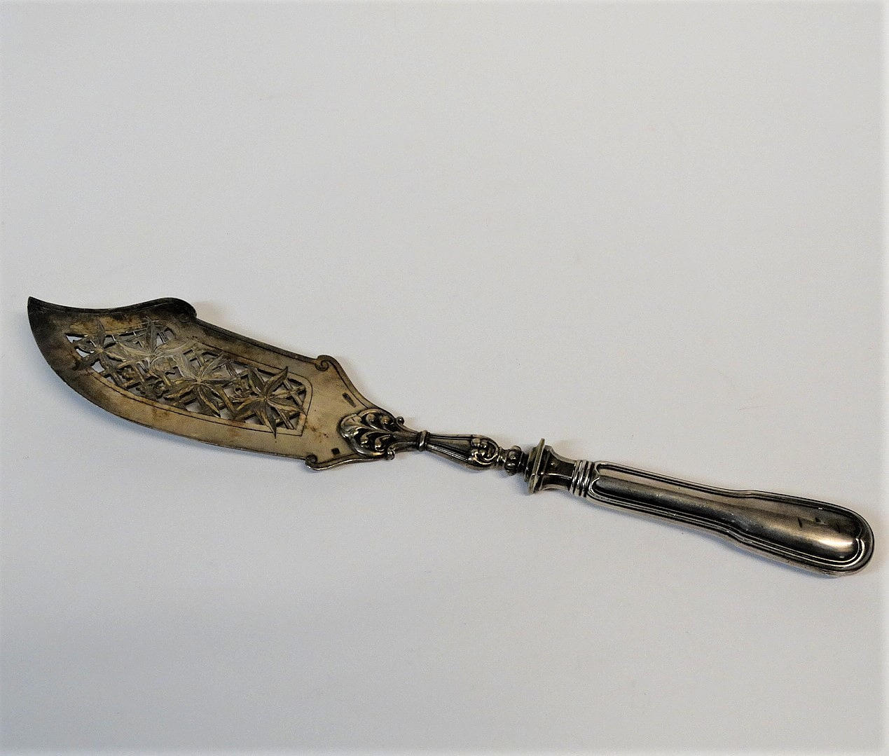 CHRISTOFLE cake server, around 1900.