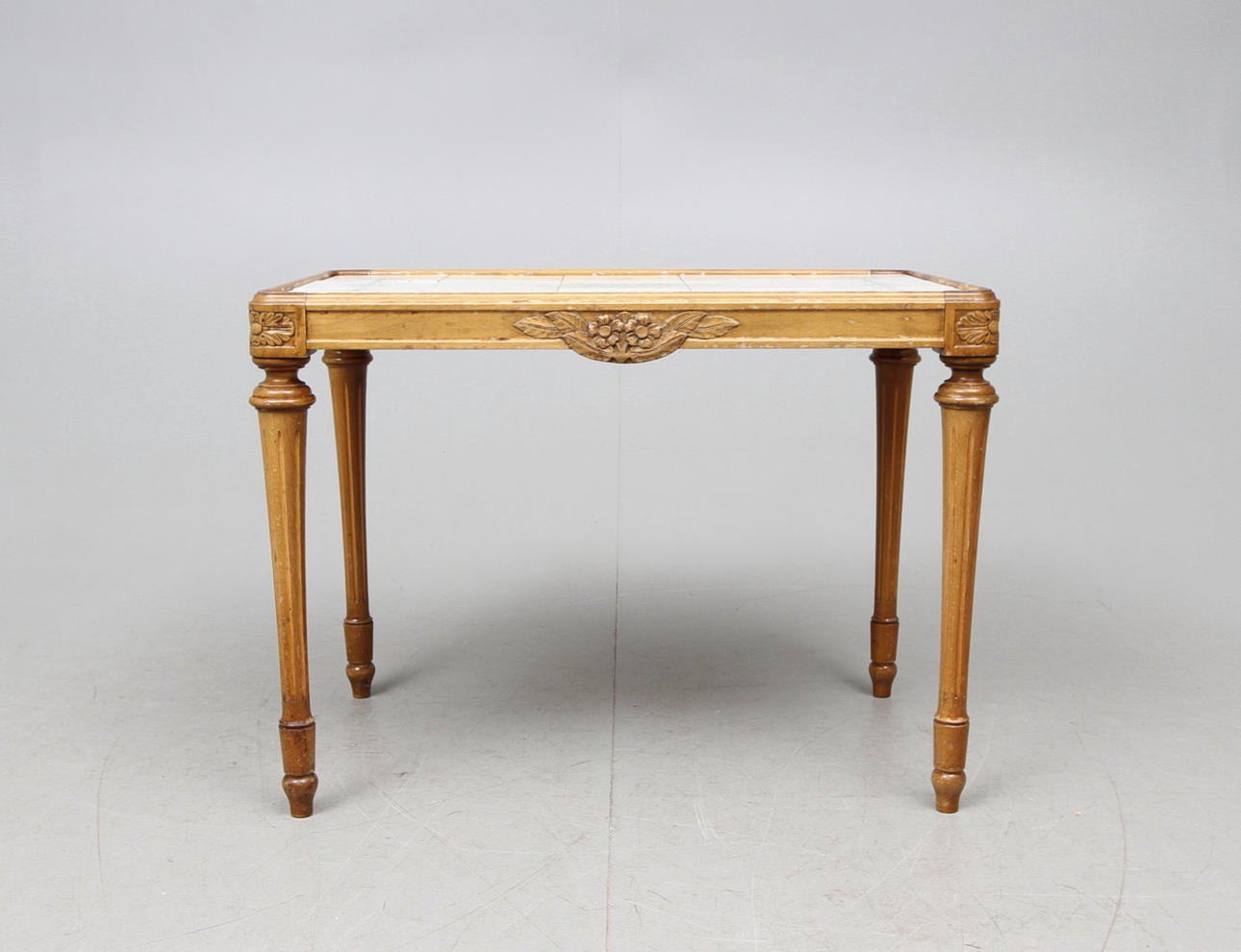 SOFFBORD, gustaviansk-stil, skiva med kakel, Upsala-Ekeby, 1900-tal.