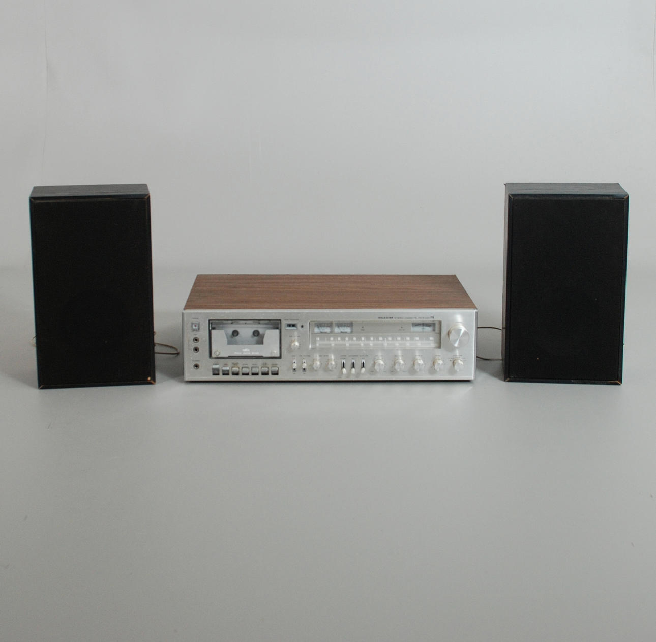 GOLDSTAR RECEIVER 785.