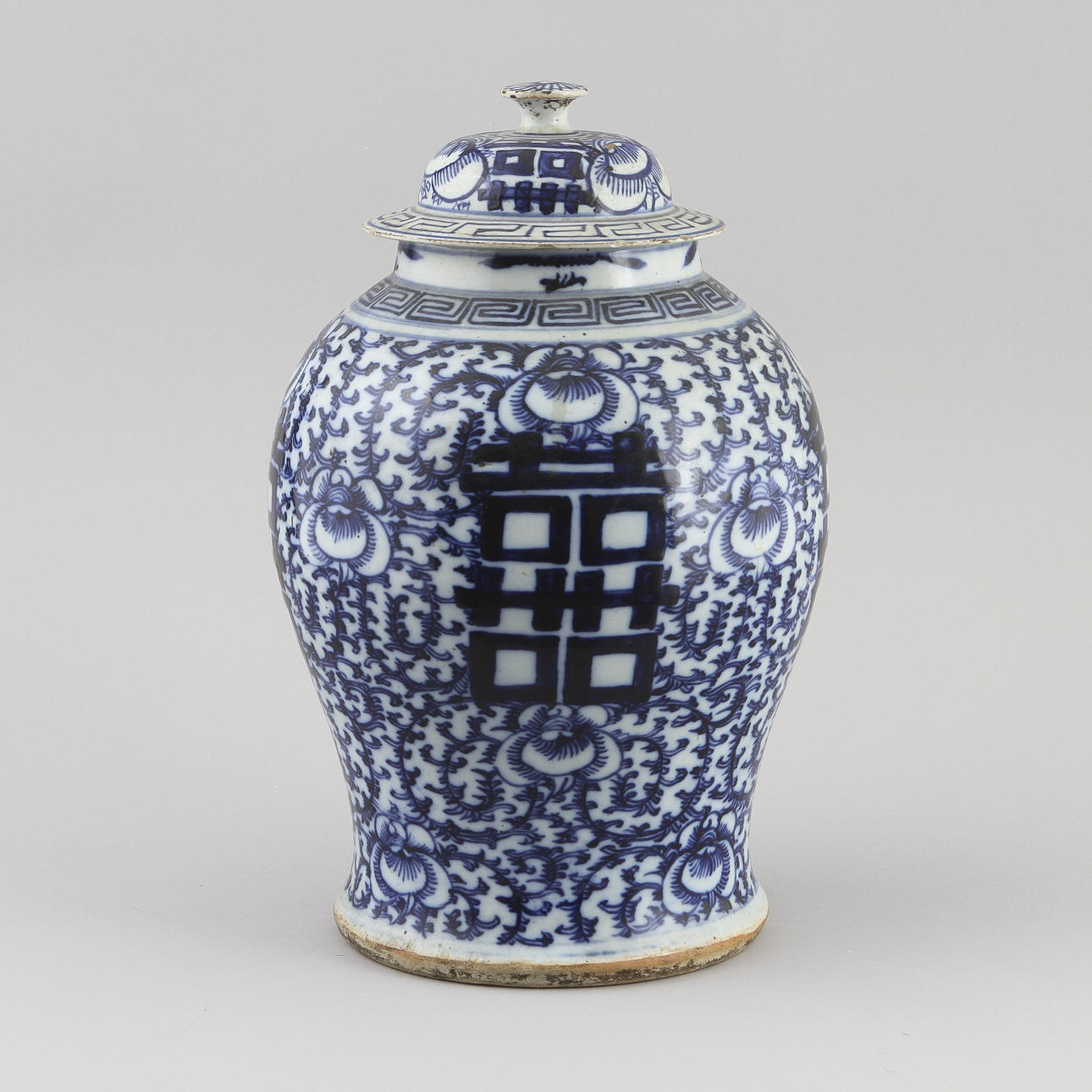 LOCKURNA, porslin, Kina, 1800-tal.