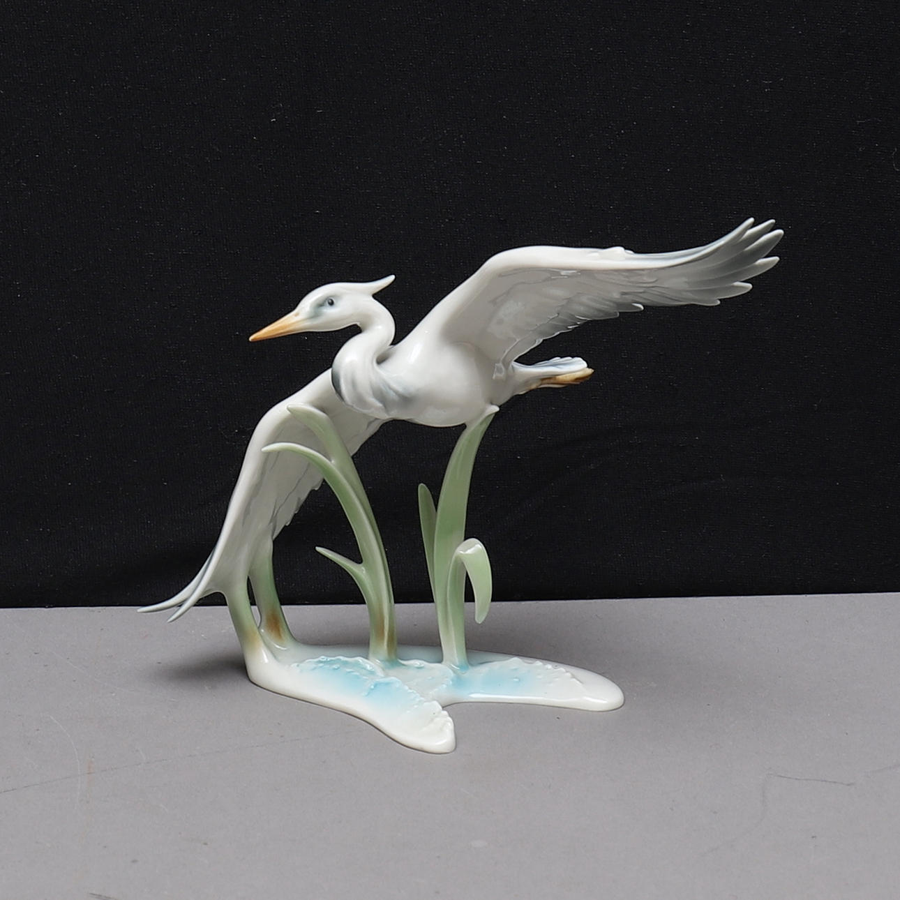 G.BOCHMANN. Die Figur "Vogel im Flug".