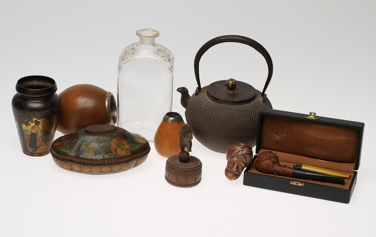 PARTI DIVERSE; Pipor, Vas, Thékanna, Flaska mm, 18/1900-tal.