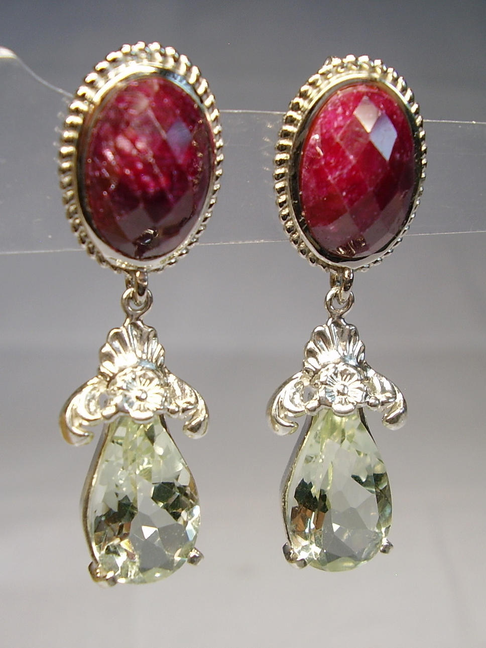 PRASIOLITH - RUBIN OHRSTECKER.