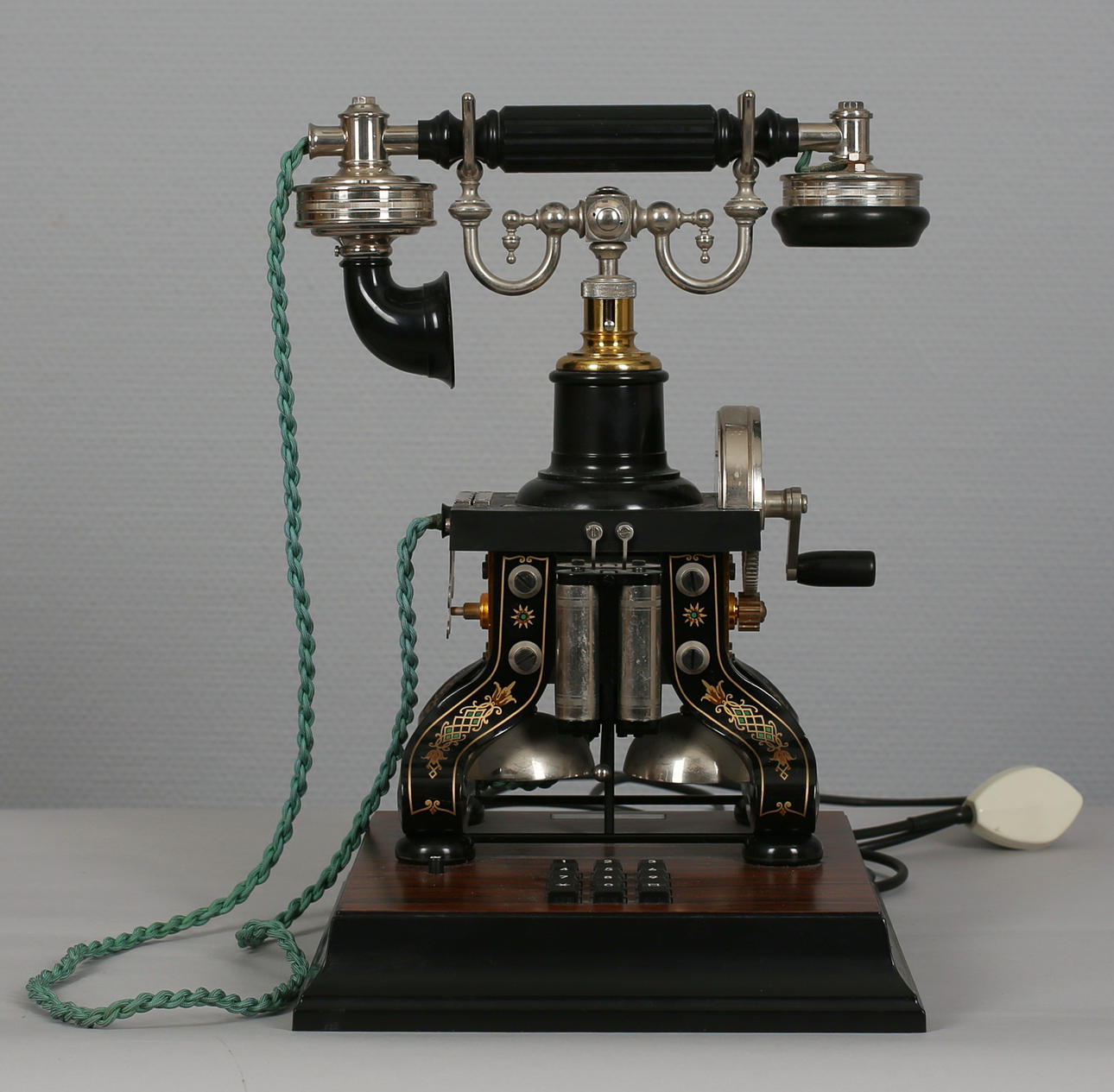 LM ERICSSON-Telefon. 1900 späterer Teil.