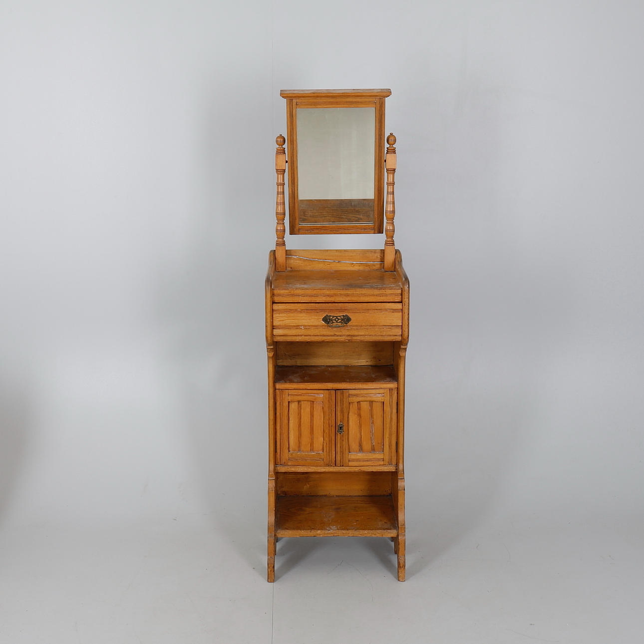A VICTORIAN ASH WASH OR SHAVING STAND.