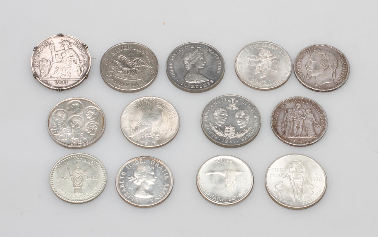 MYNT, 13 st, bl.a. silver, 1800-1900-tal.