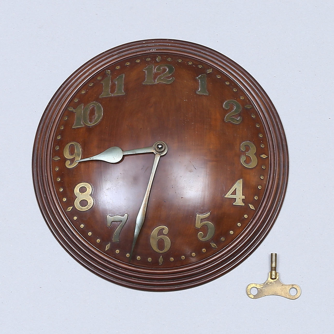 WANDUHR, Holz und Messing, Zenith, 20. Jahrhundert.