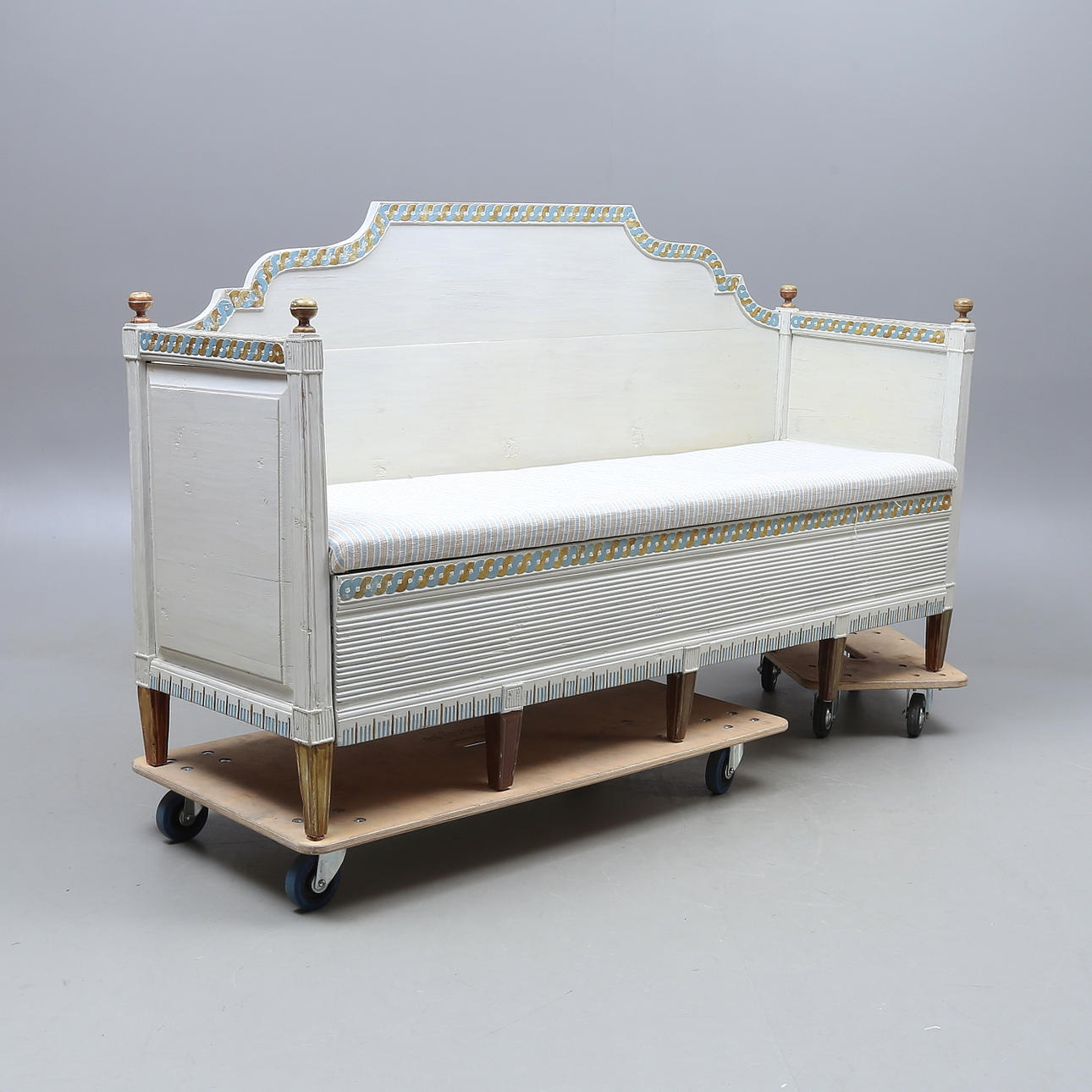 SOFFA, utdragbar, gustaviansk stil, 1800-tal.