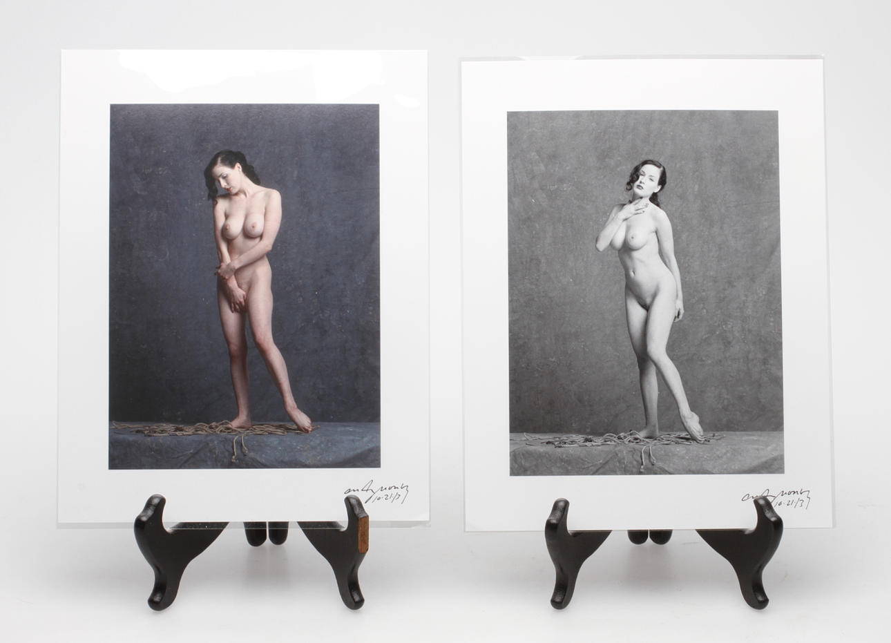 FOTOGRAFIER, 2 st, Craig Morey, "Rope art theme with Dita von Teese", signerade 10.21./3, 2000-tal.