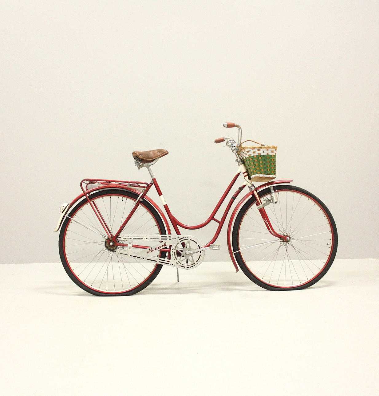 BICICLETA, señora, Monark, años 40.